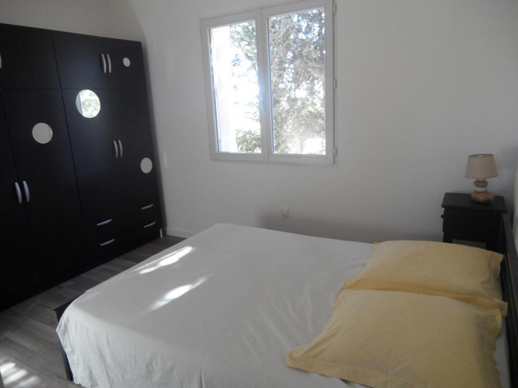 Mas Vincent Apartment La Fare-les-Oliviers Ngoại thất bức ảnh