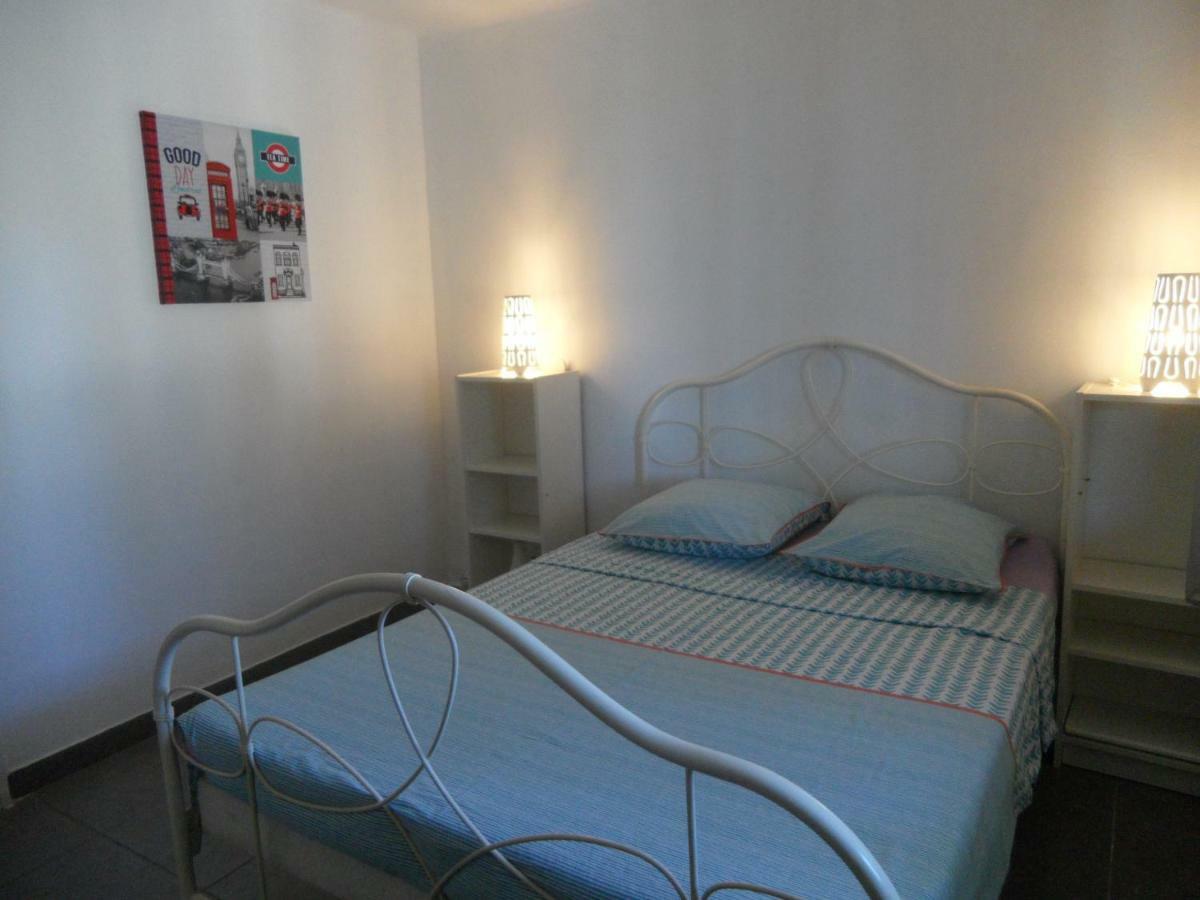 Mas Vincent Apartment La Fare-les-Oliviers Ngoại thất bức ảnh